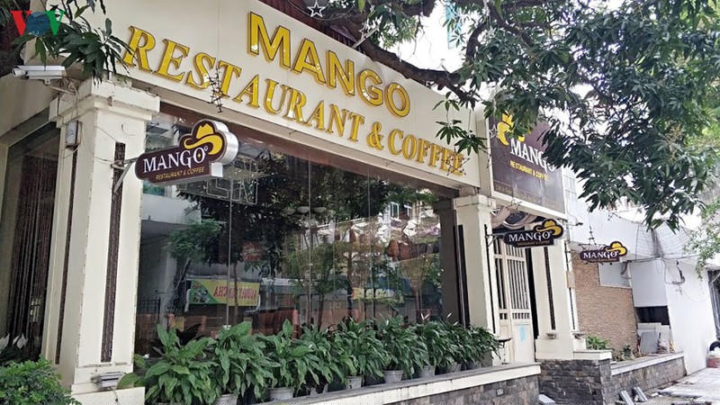 hinh anh hiem gap tai cac quan nhau nuc tieng o ha noi mua dich covid-19 hinh 17