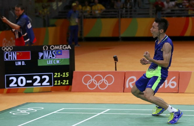 Lee Chong Wei đã lần đầu tiên đánh bại Lin Dan ở sân chơi Olympic.