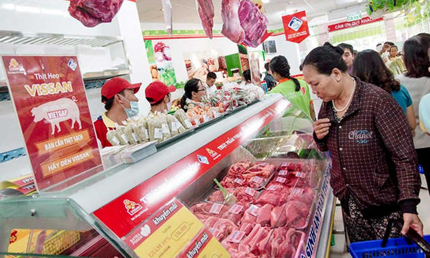 Người tiêu dùng đang có thói quen sử dụng thịt tươi (“thịt ấm”) ngay sau khi giết mổ và thịt lạnh đông