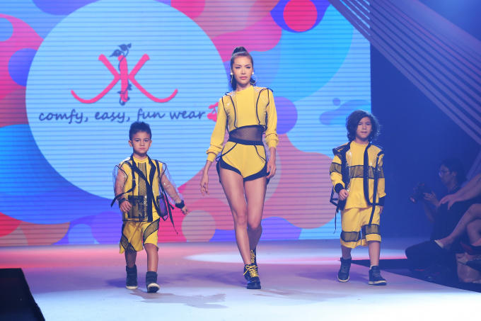 Si&ecirc;u mẫu Thanh Hằng, Minh T&uacute;, Hoa hậu Đỗ Mỹ Linh toả s&aacute;ng tr&ecirc;n s&agrave;n diễn Asian Kids Fashion Week