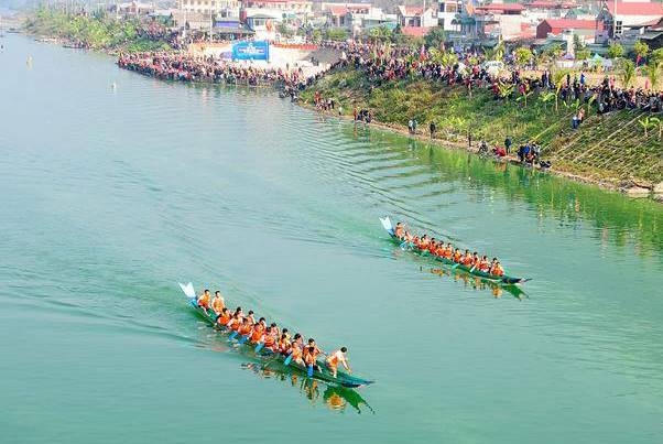 16 đội thi tham gia đua tài, chung kết sẽ diễn ra vào ngày mai 02/01/2016.