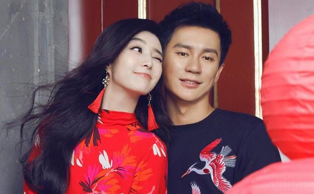 Nhiều ý kiến cho rằng, Phạm Băng Băng vẫn còn tiếc nuối mối quan hệ với Lý Thần dù cặp đôi đã chia tay từ năm 2019. 