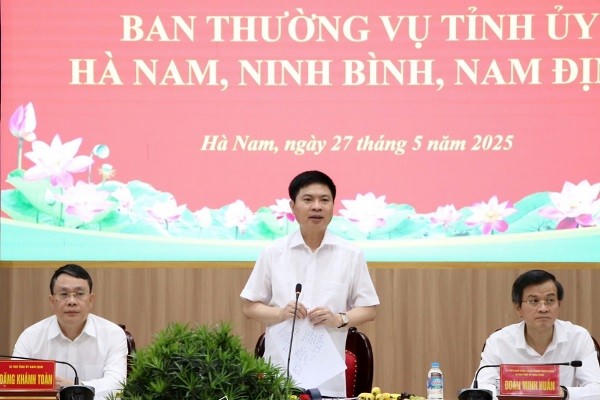 Quang cảnh hội nghị.