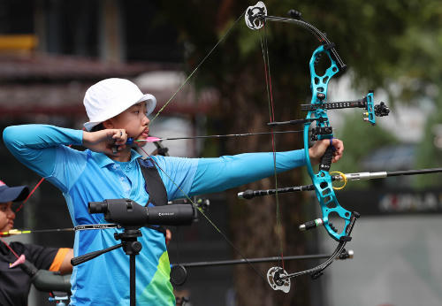 Châu Kiều Oanh vận động viên bắn cung đã giành tấm HCB đầu tiên cho Thể thao Việt Nam tại SEA Games 29.