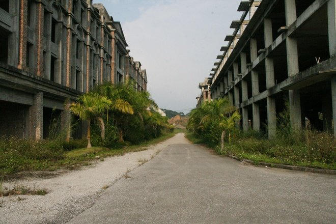 Việc bàn luận đánh thuế người có nhiều nhà ở Việt Nam đã có từ lâu.