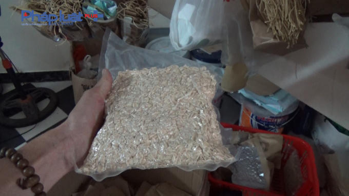 Các nguyên liệu khác không rõ nguồn gốc xuất xứ