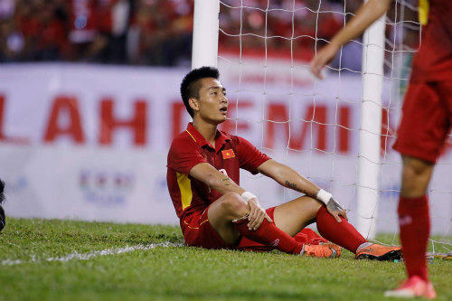 Thi đấu hơn người nhưng U22 Việt Nam vẫn không thể ghi bàn vào lưới U22 Indonesia đành chấp nhận kết quả hòa đáng tiếc.