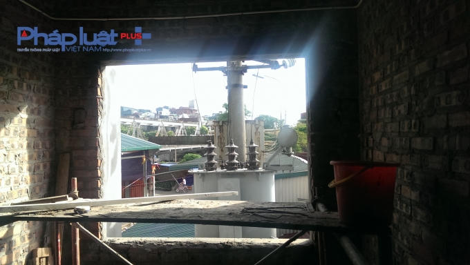 Chủ tịch Nguyễn Đức Chung chỉ đạo b&aacute;o c&aacute;o vụ