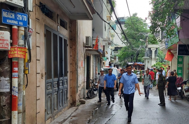 Bí thư Hà Nội trực tiếp đến hiện trường chỉ đạo công tác cứu nạn trong vụ cháy chung cư mini