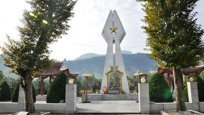 Đài Tưởng niệm Pò Hèn-nơi tưởng nhớ các anh hùng liệt sĩ đã hy sinh anh dũng trong cuộc chiến đấu bảo vệ biên giới phía Bắc.