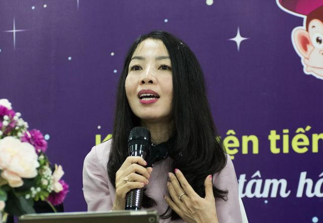 "Mạng internet cũng như cuộc đời, có mặt tốt và mặt xấu. Do đó, không thể cấm con tiếp xúc với thế giới rộng lớn như kiểu cấm đi ra đường vì giao thông nhiều hiểm họa".
