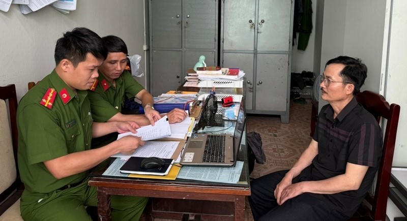 Cựu Chủ tịch Hội Nông dân huyện Triệu Sơn Hoàng Văn Bốn bị bắt sau gần 6 năm trốn truy nã.