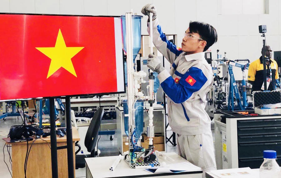 Doanh nghiệp không thiếu cơ hội, cái thiếu là con người phù hợp