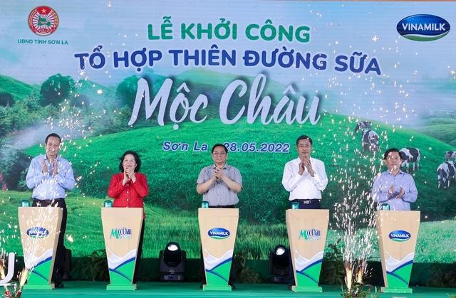 Lễ khởi công dự án Tổ hợp Thiên đường sữa Mộc Châu.