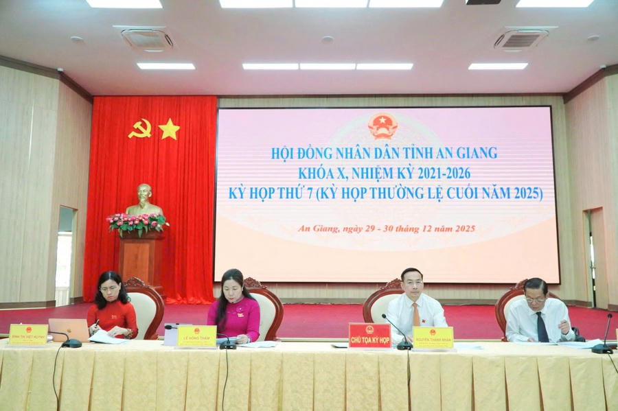 Chủ toạ kỳ họp