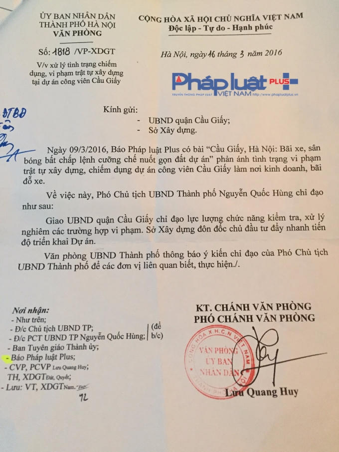 Phó chủ tịch TP Hà Nội Nguyễn Quốc Hùng yêu cầu UBND quận Cầu Giấy xử lý nghiêm các trường hợp vi phạm.