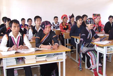 Thí sinh là người dân tộc thiểu số được cộng 0,25 điểm. Ảnh: Internet.