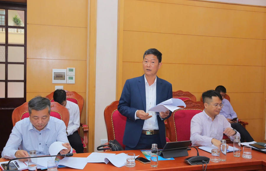 Lãnh đạo phường Trung Sơn phát biểu tại hội nghị.