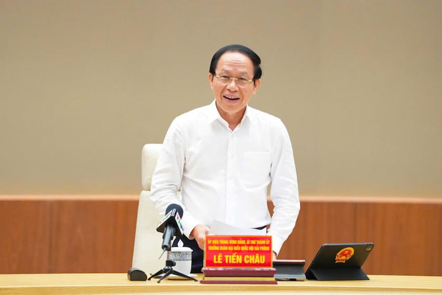 Bí thư Thành ủy Lê Tiến Châu phát biểu tại cuộc họp