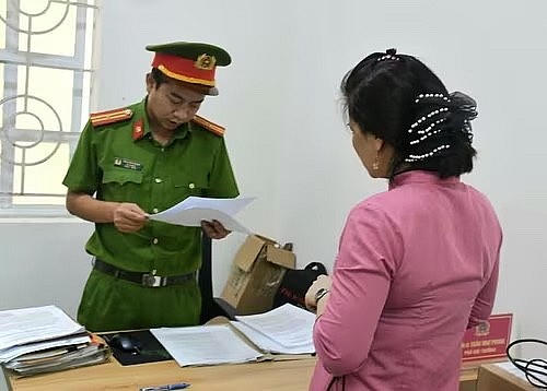 Nguyễn Thị Quyên khi bị khởi tố, bắt giam.