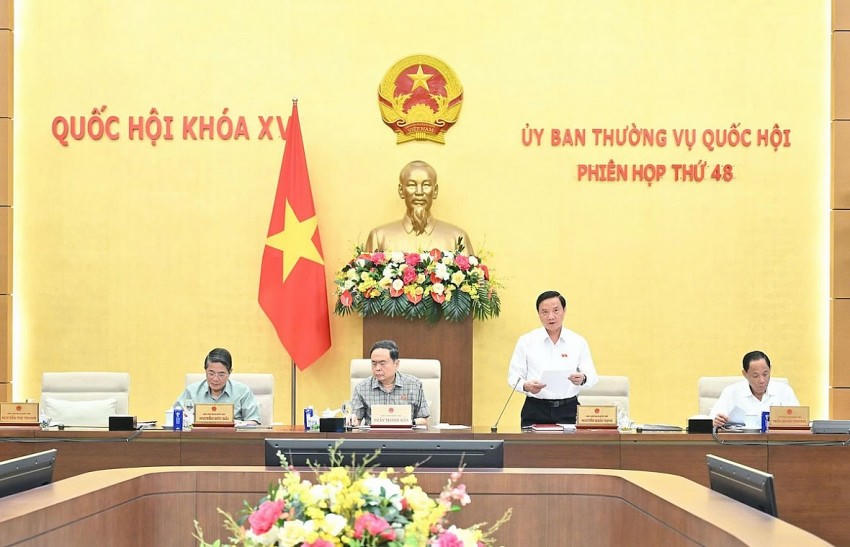Quang cảnh phiên họp.