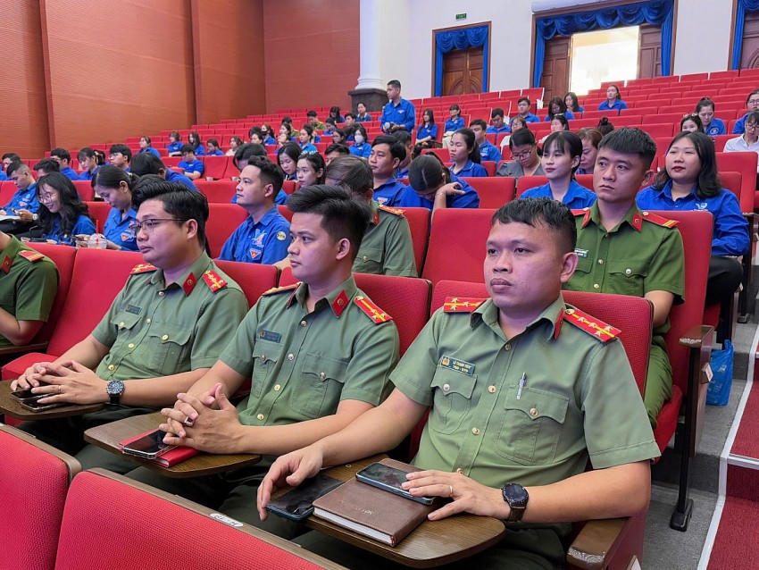 Hội nghị Báo cáo viên – Tuyên truyền viên Quý I năm 2025.