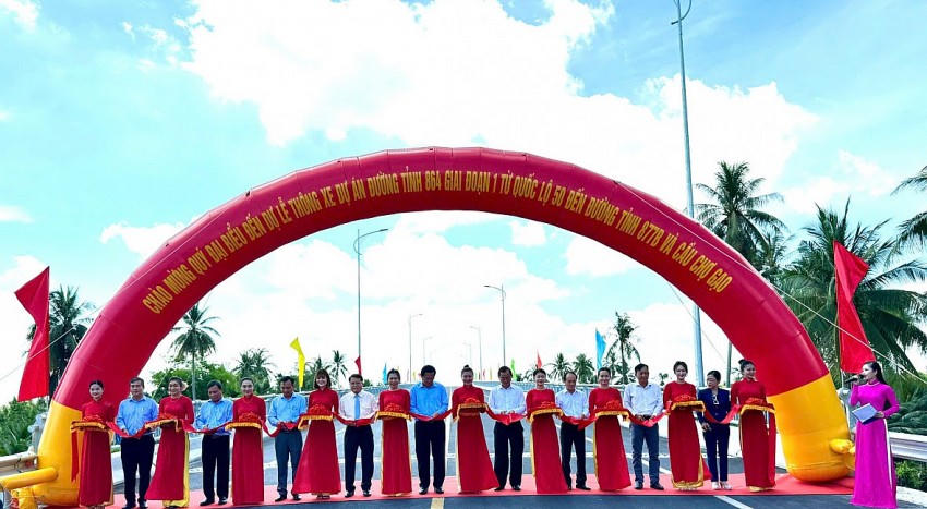 UBND tỉnh Tiền Giang tổ chức Lễ thông xe dự án Đường tỉnh 864 giai đoạn 1.