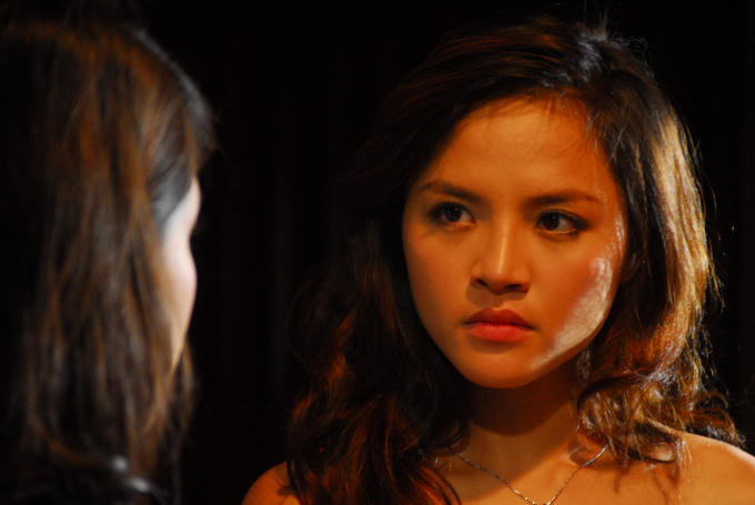 Phim Nơi ẩn nấp bình yên đánh dấu sự trở lại của Thu Quỳnh sau sóng gió hôn nhân với Chí Nhân.