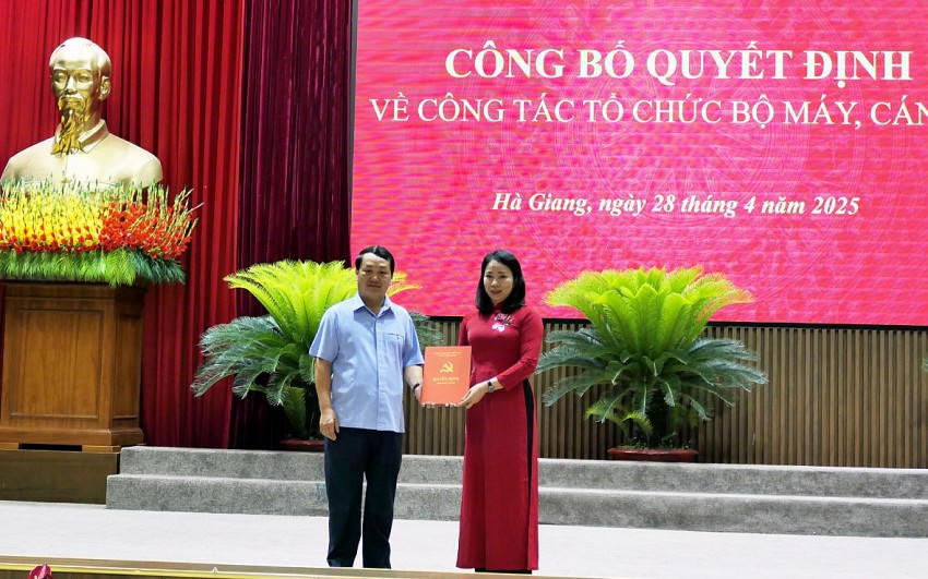 Bà Hoàng Thị Hằng, Giám đốc Đài Phát thanh và Truyền hình giữ chức vụ Phó Trưởng Ban Tuyên giáo và Dân vận Tỉnh ủy. (Ảnh: Khánh Toàn).
