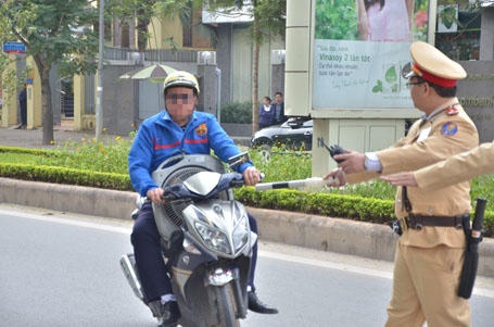 Ng&agrave;y mai 1/8 hơn 100 lỗi vi phạm giao th&ocirc;ng sẽ tăng mức phạt