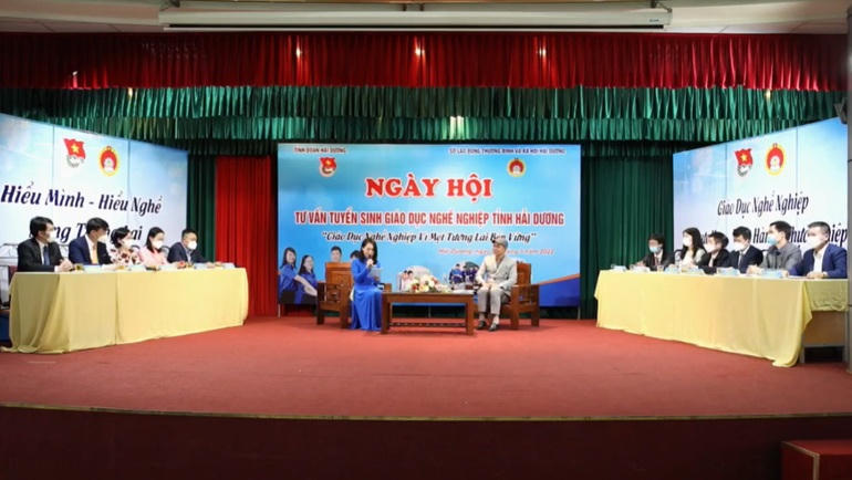 Ngày hội Tư vấn tuyển sinh giáo dục nghề nghiệp tỉnh Hải Dương.