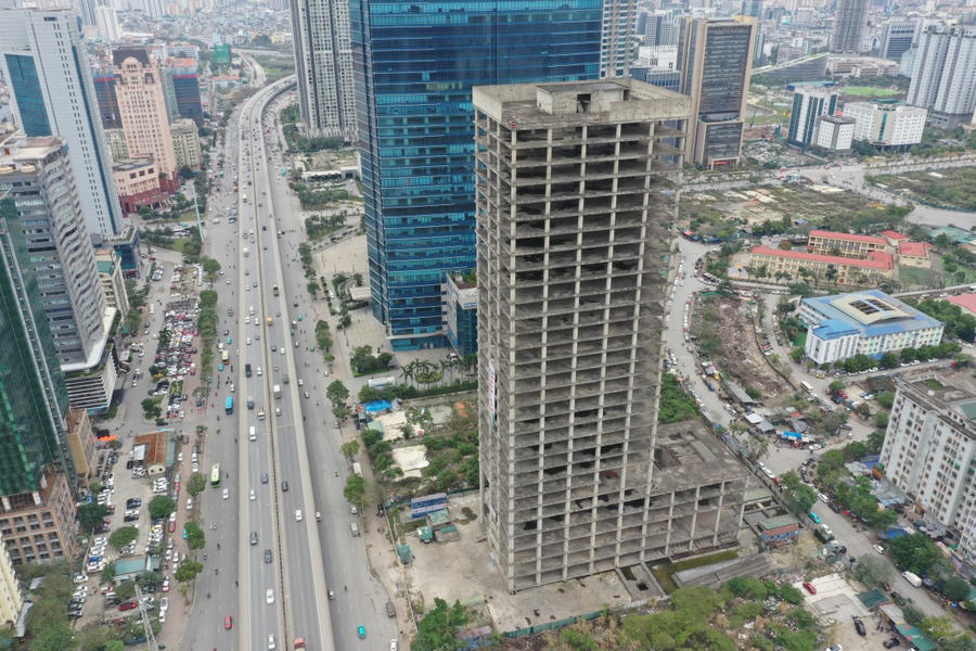 Tòa tháp dự án Trung tâm điều hành và giao dịch Vicem tại lô 10E6 Khu đô thị mới Cầu Giấy (quận Nam Từ Liêm, TP Hà Nội) có vị trí đắc địa nằm trên đường Vành đai 3 và cạnh tòa nhà Keangnam.