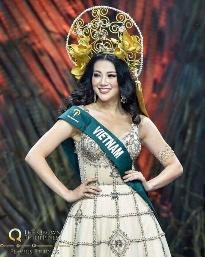 Bị tố phẫu thuật thẩm mỹ nhưng Hoa hậu Phương Kh&aacute;nh lại chứng minh &ldquo;gương mặt kh&aacute;c lạ&rdquo; l&agrave; nhờ trang điểm