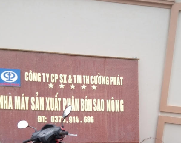 Đoàn kiểm tra Sở Tài nguyên Môi trường tỉnh Thanh Hóa đã kết luận Công ty có nhiều vi phạm trong hoạt động. (Ảnh: Anh Thắng)