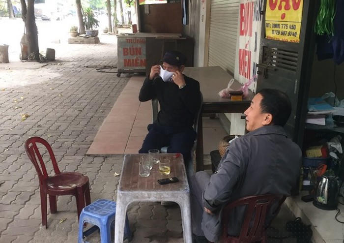 Người dân không tụ tập đông người ở ngoài đường, nếu vi phạm sẽ bị xử lý nghiêm khắc