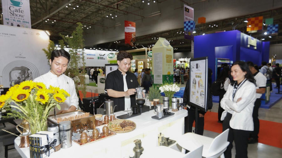 Triển lãm quốc tế Cafe Show Việt Nam 2024 thu hút hơn 400 đơn vị trưng bày trong nước và quốc tế.