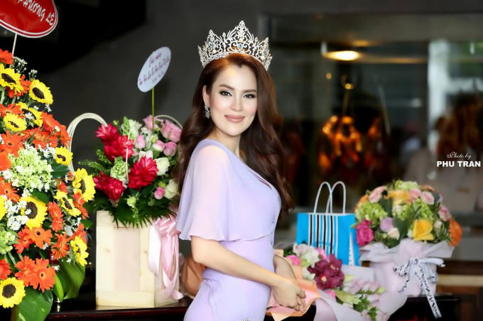 Hoa hậu Phương L&ecirc;: T&ocirc;i kh&ocirc;ng gi&agrave;nh vương miện để l&agrave;m trang sức