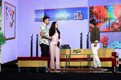 Nhật Kim Anh bắt tay Lê Khánh, Minh Nhí “đá xoáy” showbiz Việt