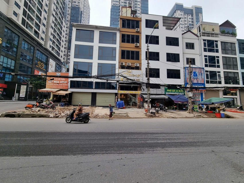 Khu vực đối diện 90 đường Nguyễn Tuân đã GPMB đang chờ đơn vị thi công.