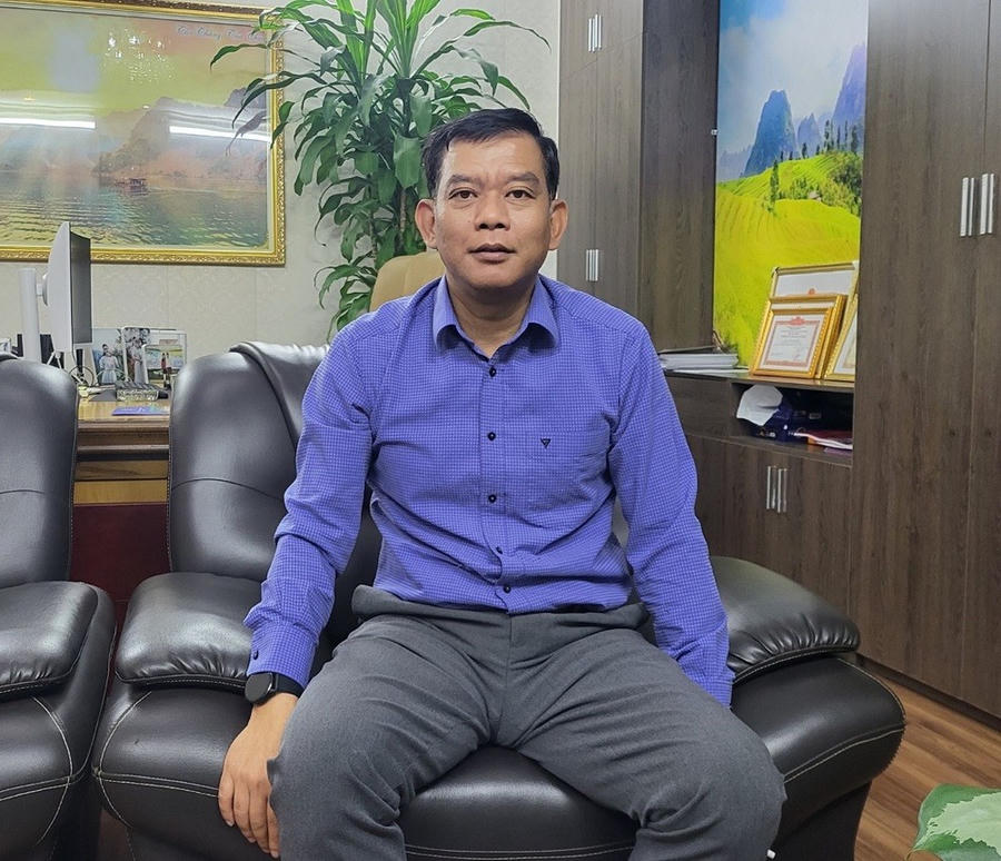 Hình ảnh ông Lường Tuấn Anh - Chủ tịch UBND huyện Tủa Chùa tại buổi trao đổi thông tin với phóng viên Báo Pháp luật Việt Nam ngày 20/3/2024.