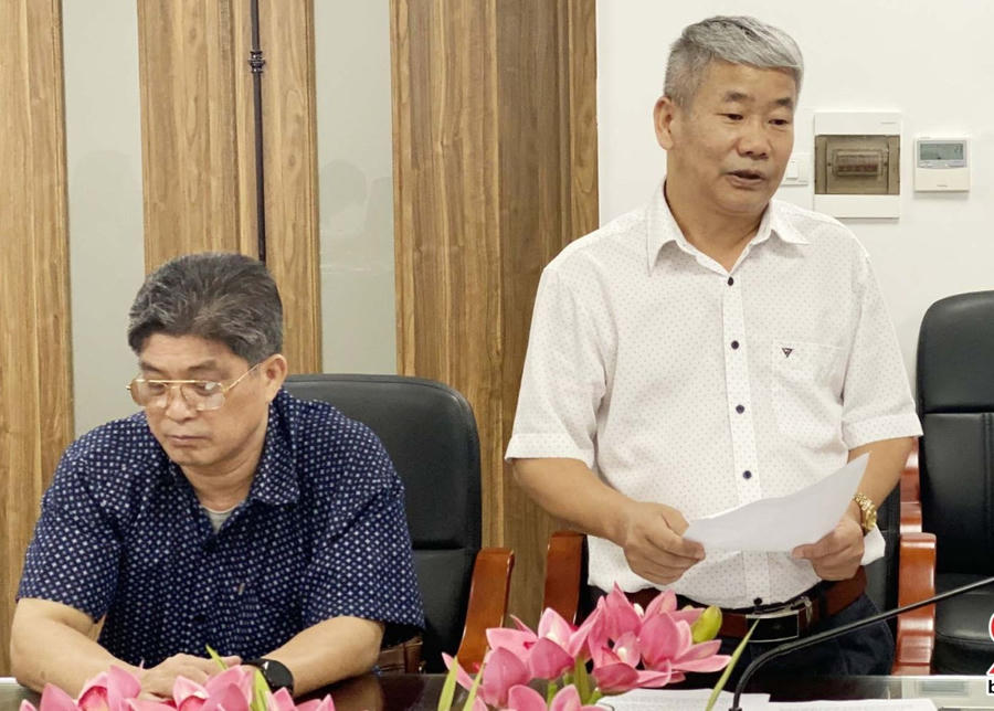 z4490133565965_557cb83cf190783df1621756e6207cbe