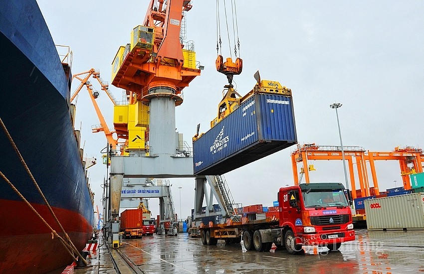 Kim ngạch xuất nhập khẩu đang hướng đến mốc kỷ lục 800 tỷ USD