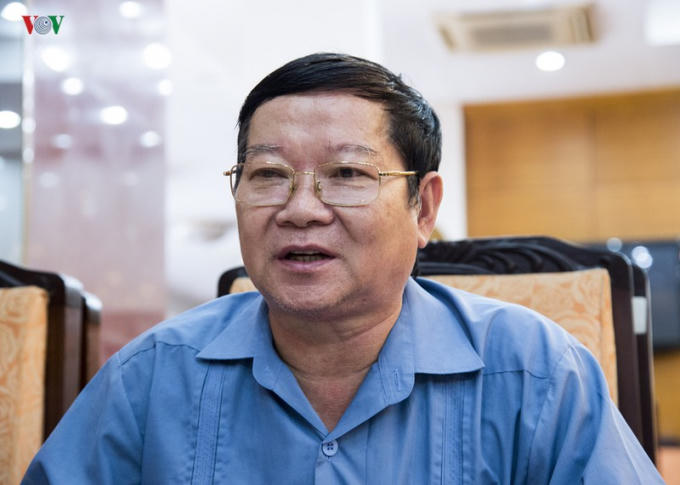 Anh182.