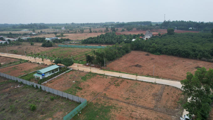 Cty Địa Ốc Tân Thịnh xây dựng một ngôi nhà trong “dự án ma” để tư vấn và tổ chức mua bán, giao dịch cho khách hàng.