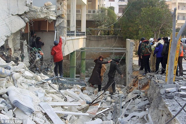 Các máy bay chiến đấu thực hiện ít nhất 40 cuộckhông kích tại Aleppo. (Ảnh:Reuters)