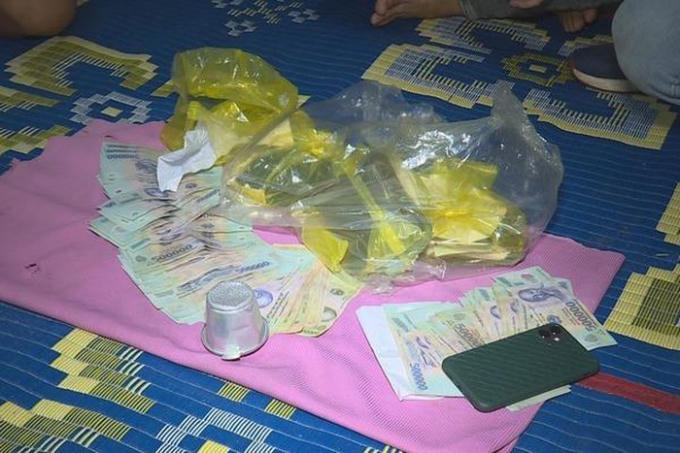 8ec03747b804515a0815