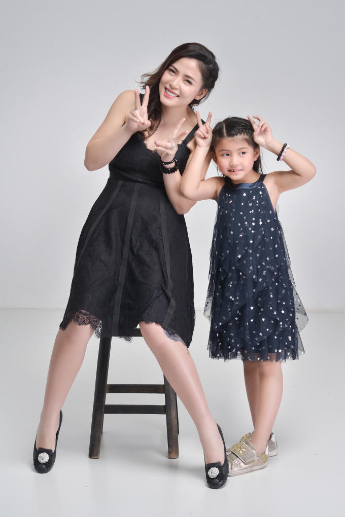 Ngọc Hiền viên mãn bên chồng và hai con