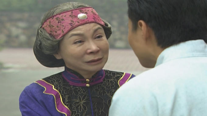Bà nội Quý ( Ngô Giai San).