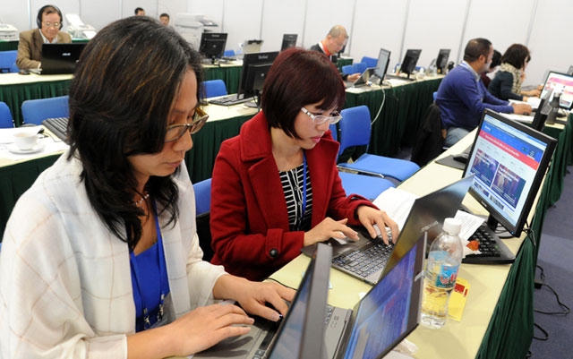 Phóng viên của cơ quan báo chí quốc tế như AFP, CCTV, Akahata, Chanel New Asia, Tân Hoa Xã, Reuters, BBC, NHK, Bloomberg, DPA, Nhân Dân Nhật báo, Itar TASS, AP, Yomiuri, Nikkei, Kyodo New, Asahi Shimbun... đều cử người tới đưa tin về Đại hội.