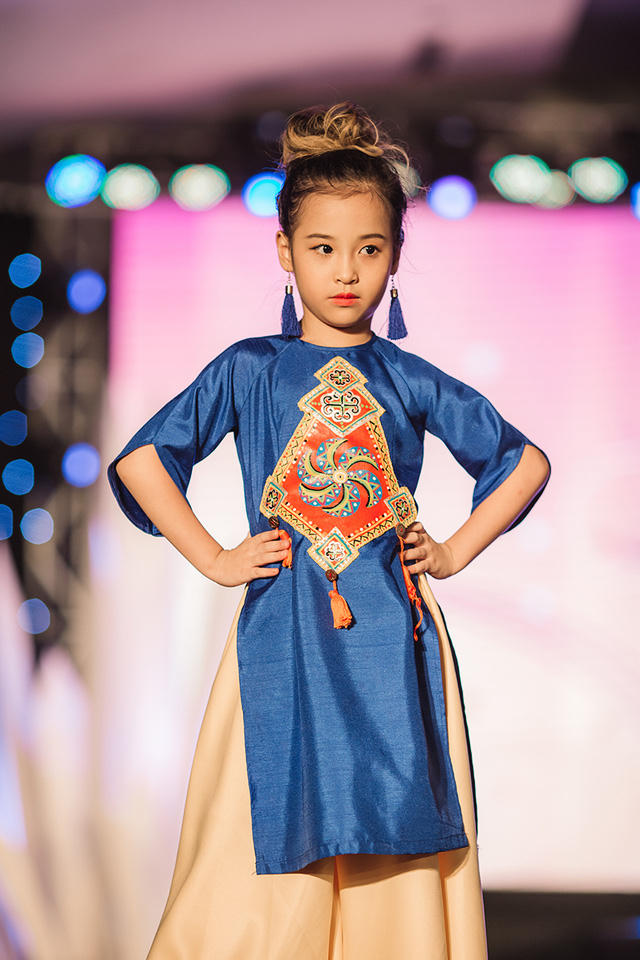 Buổi trình diễn có sự góp mặt của các “siêu mẫu nhí” như: Minh Đức, Khánh Linh, Hữu Nhật, Huyền Vy, Bảo Huy, Gia Linh, Minh Trí… Những cái tên này đã quen thuộc đối với khán giả bởi độ phủ sóng rộng khắp các chương trình nghệ thuật dành cho thiếu nhi.